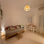 Walk The View With Village View In Chora (Ios)