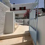 Walk The View With Village View In * Chora (Ios)