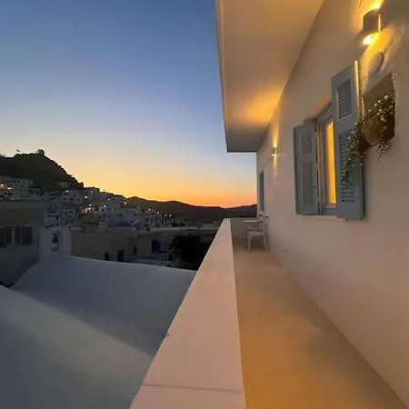 Walk The View With Village View In